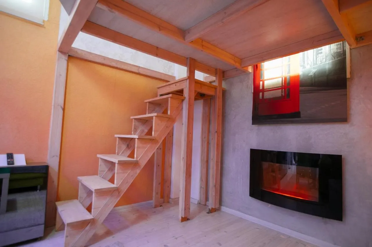 Orange And Blue Studio Downtown 5 Min From White Tower Apartment Thessaloniki Greece