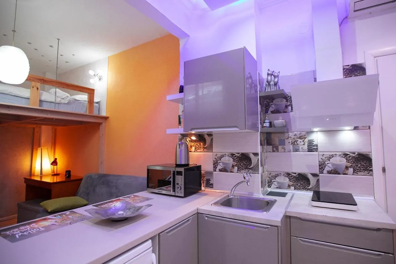 Orange And Blue Studio Downtown 5 Min From White Tower Apartment Thessaloniki 0*,  Greece