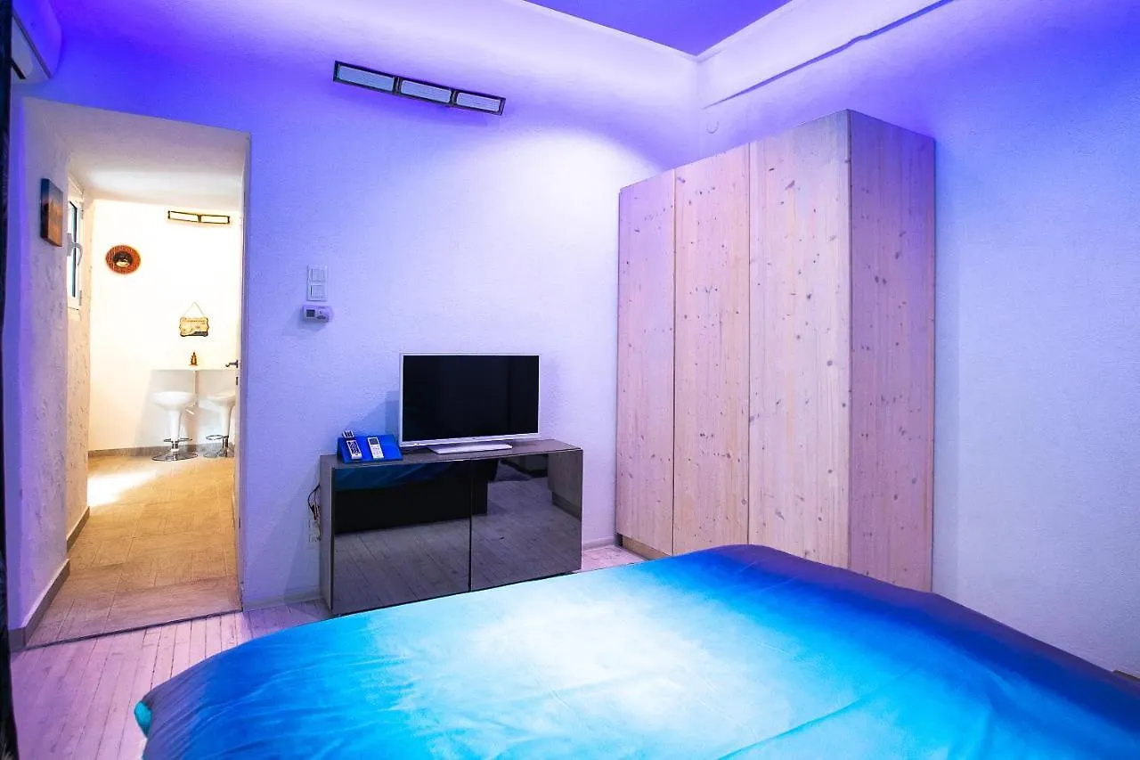 Orange And Blue Studio Downtown 5 Min From White Tower Apartment Thessaloniki