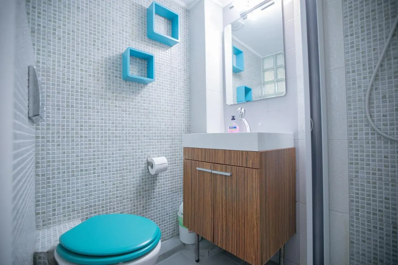 Orange And Blue Studio Downtown 5 Min From White Tower Apartment Thessaloniki
